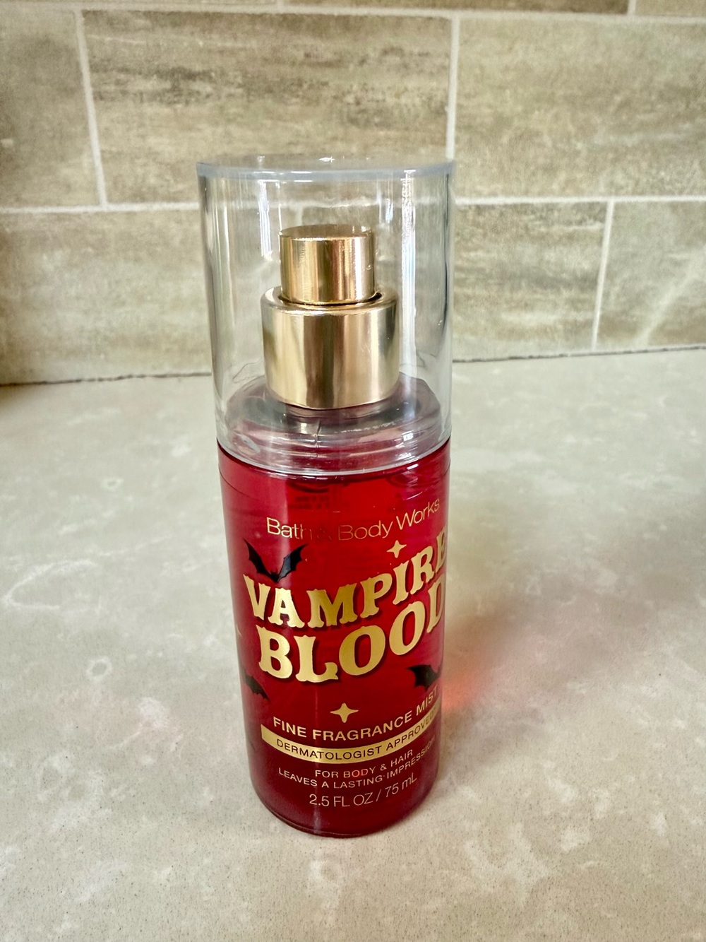 Set of 2 BBW Vampire Blood Fine Fragrance Mist Travel Size NEW - Picture 2 of 4
